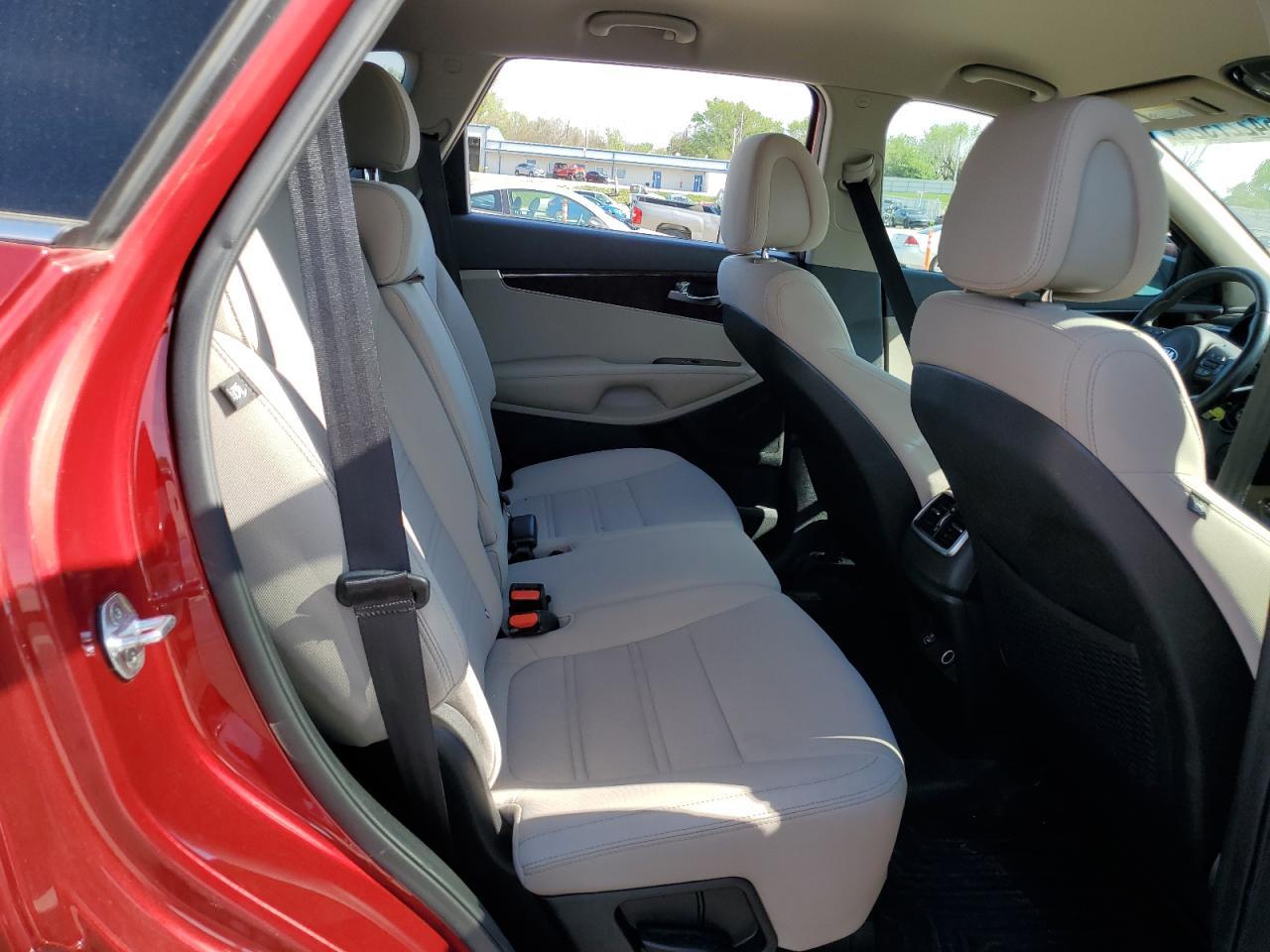 2016 KIA SORENTO