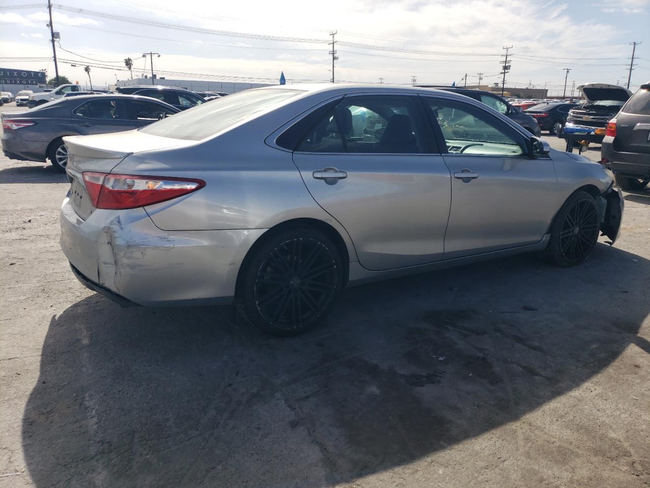 2015 TOYOTA CAMRY