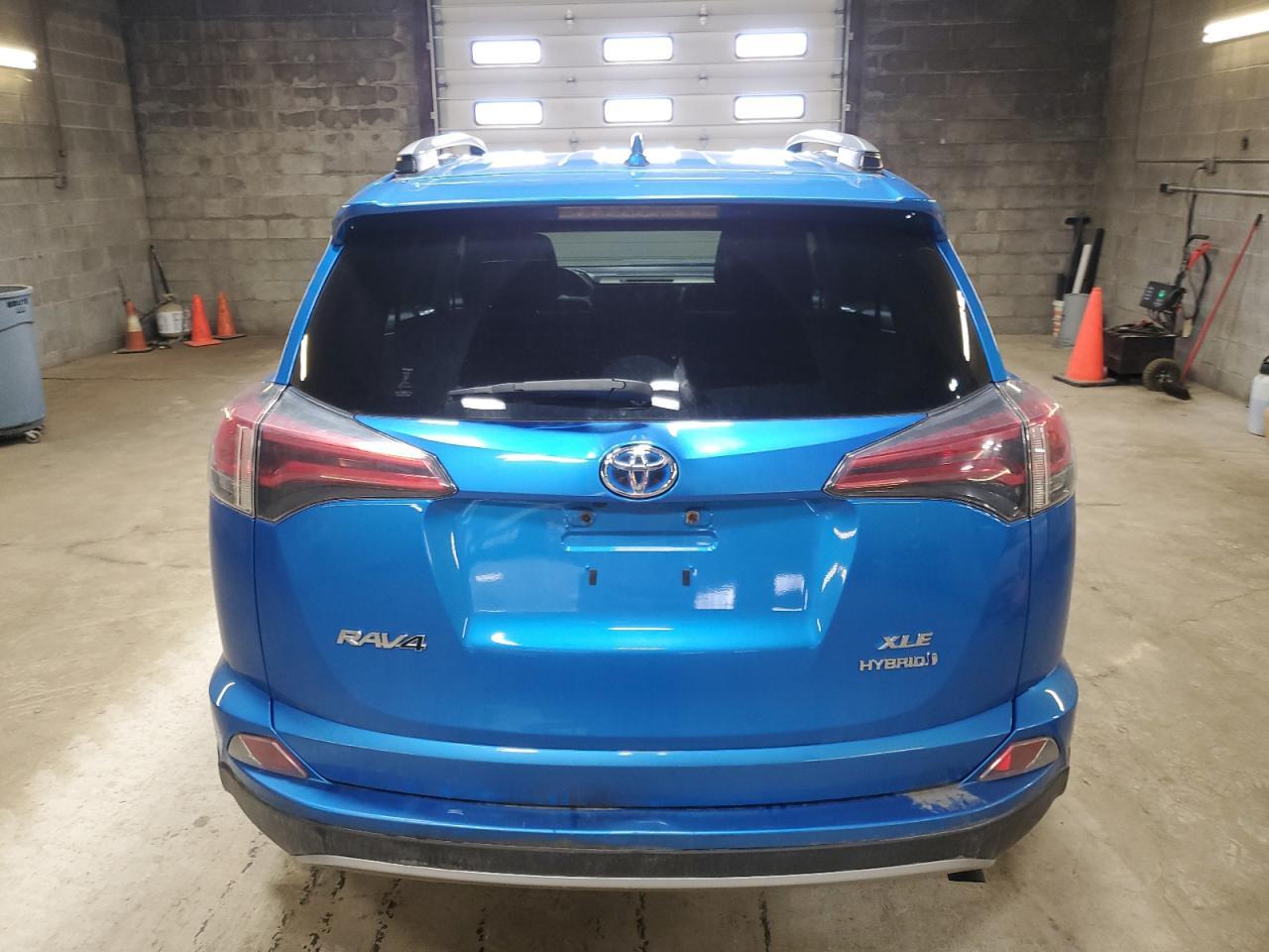 2018 TOYOTA RAV4