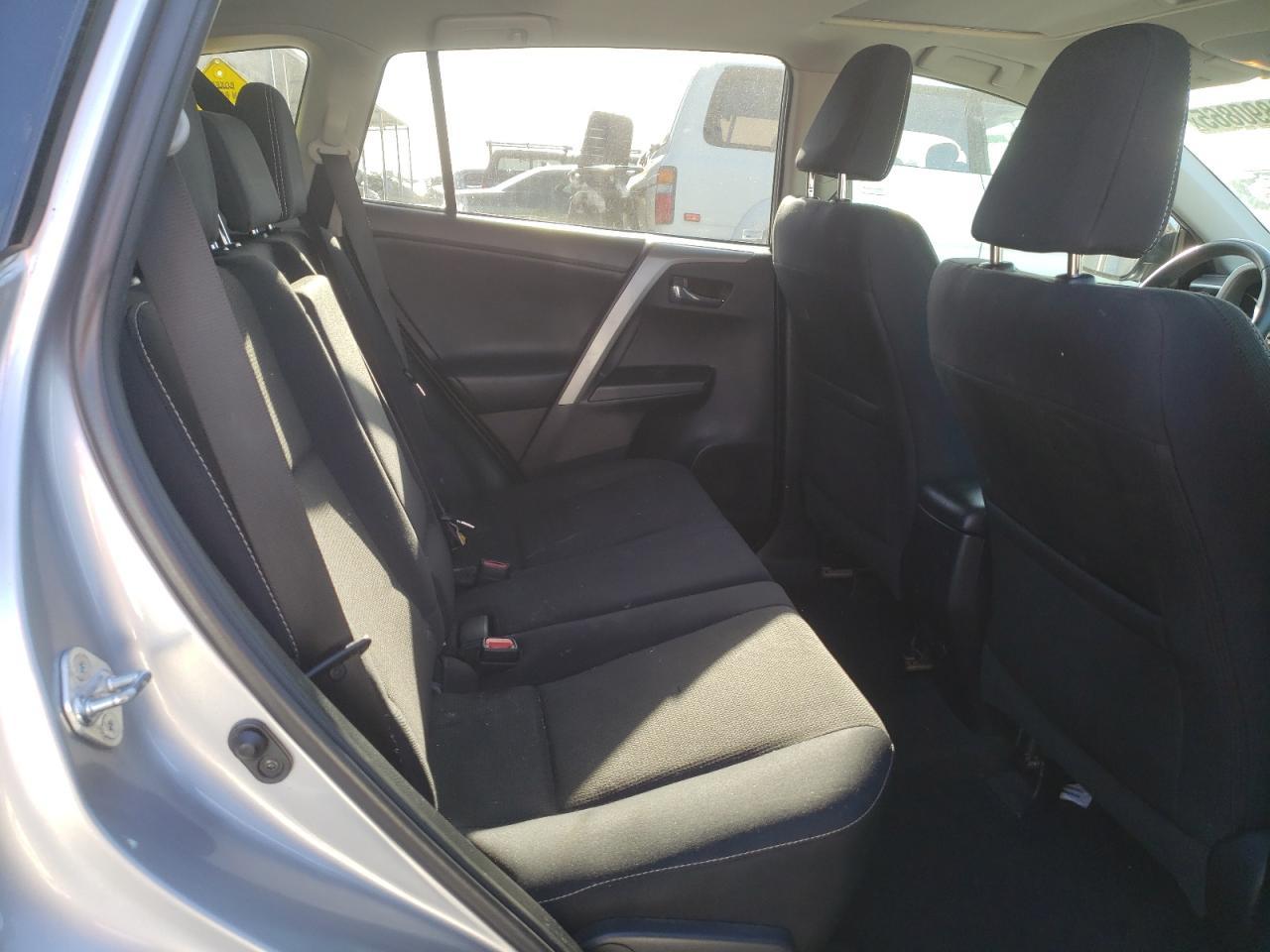 2016 TOYOTA RAV4
