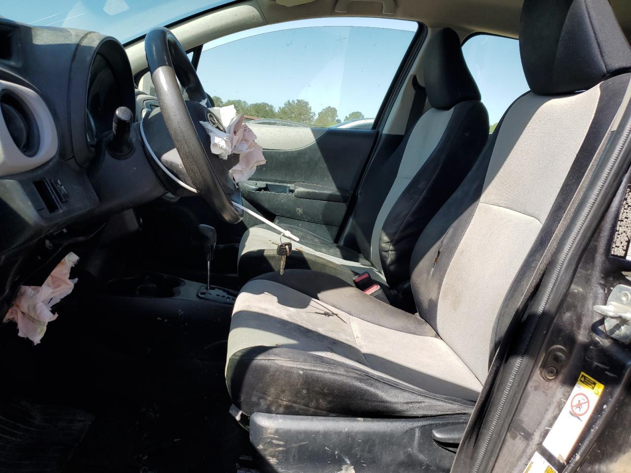 2012 TOYOTA YARIS