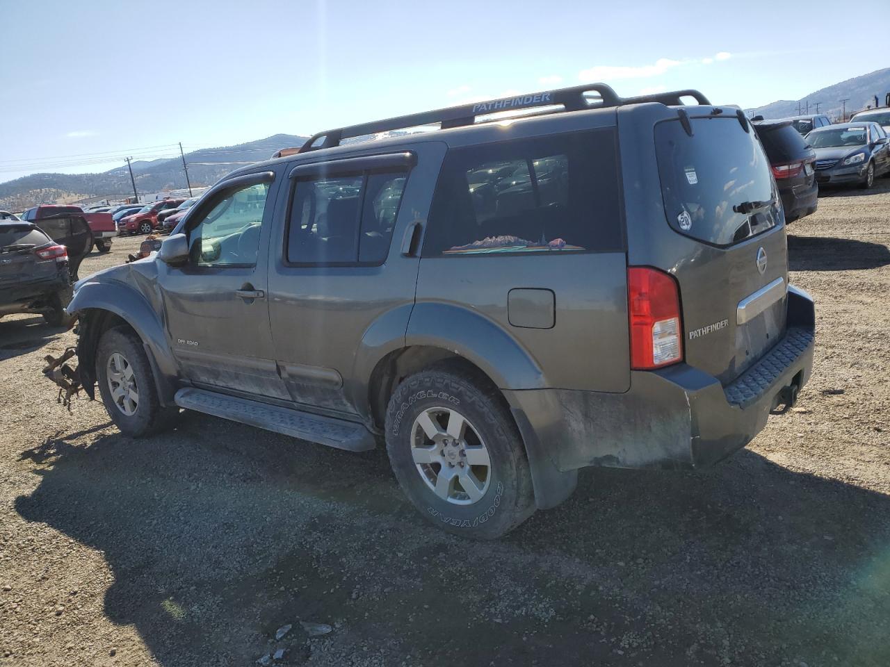 2005 NISSAN PATHFINDER