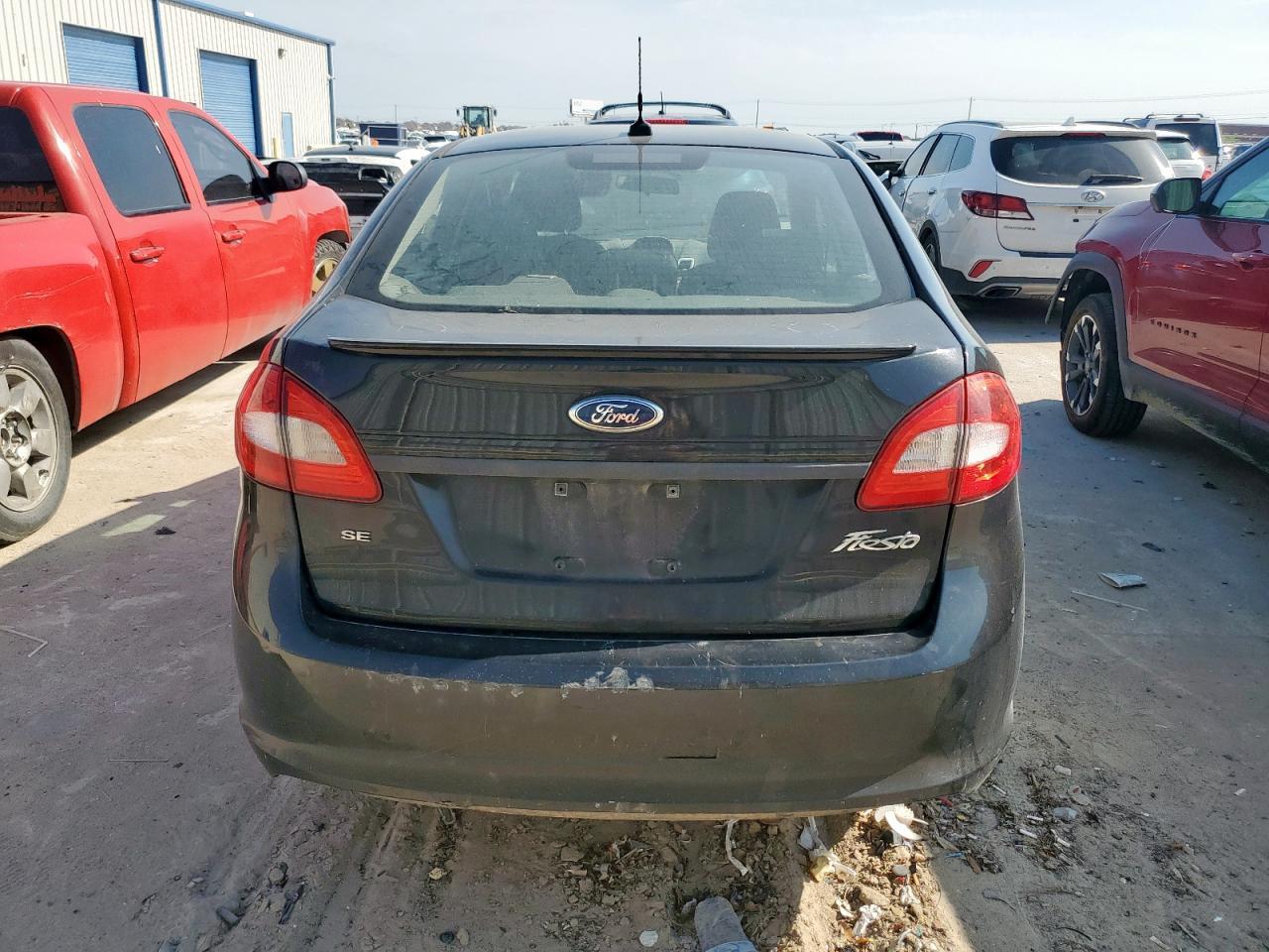 2013 FORD Fiesta