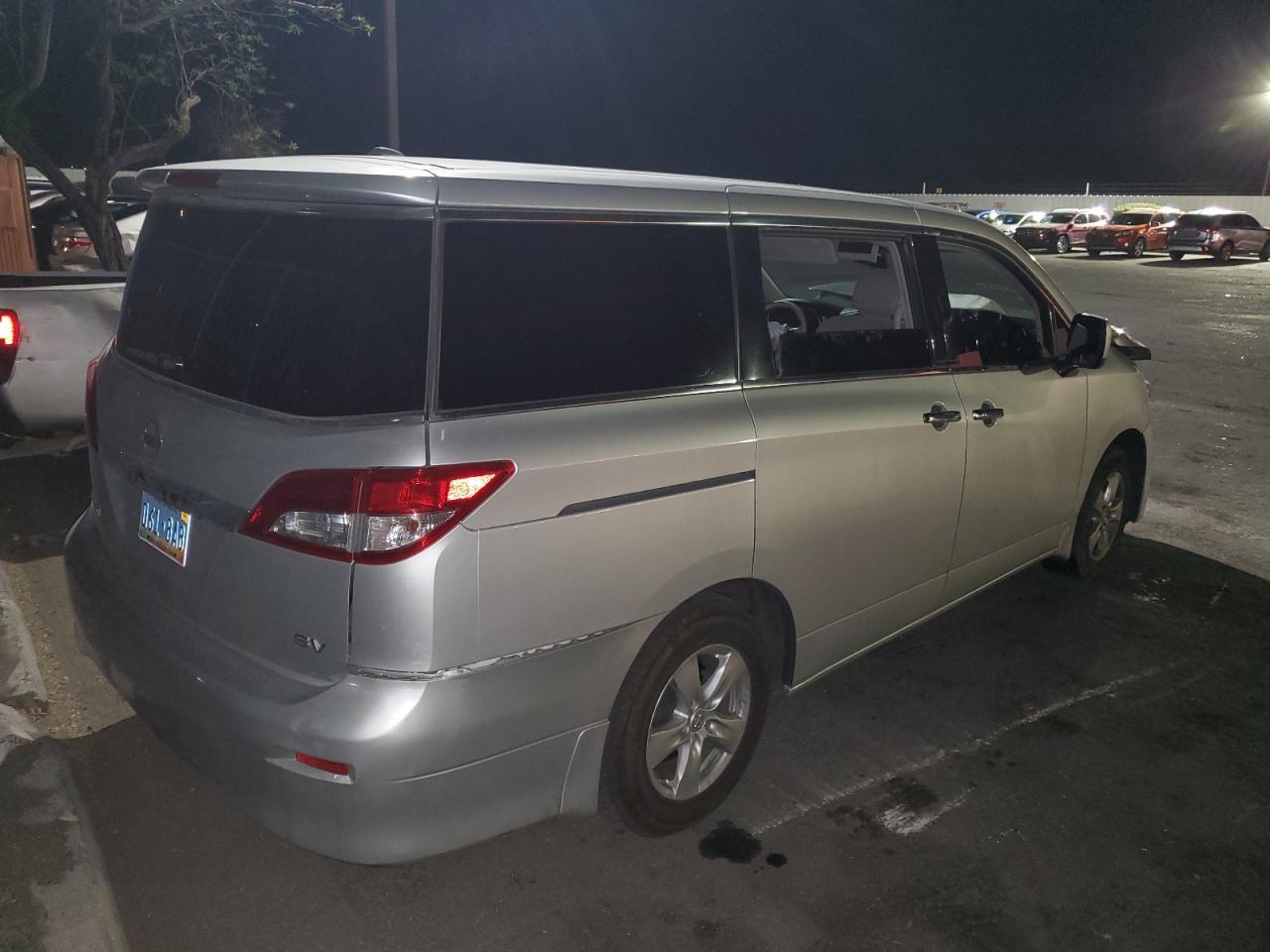 2015 NISSAN Quest