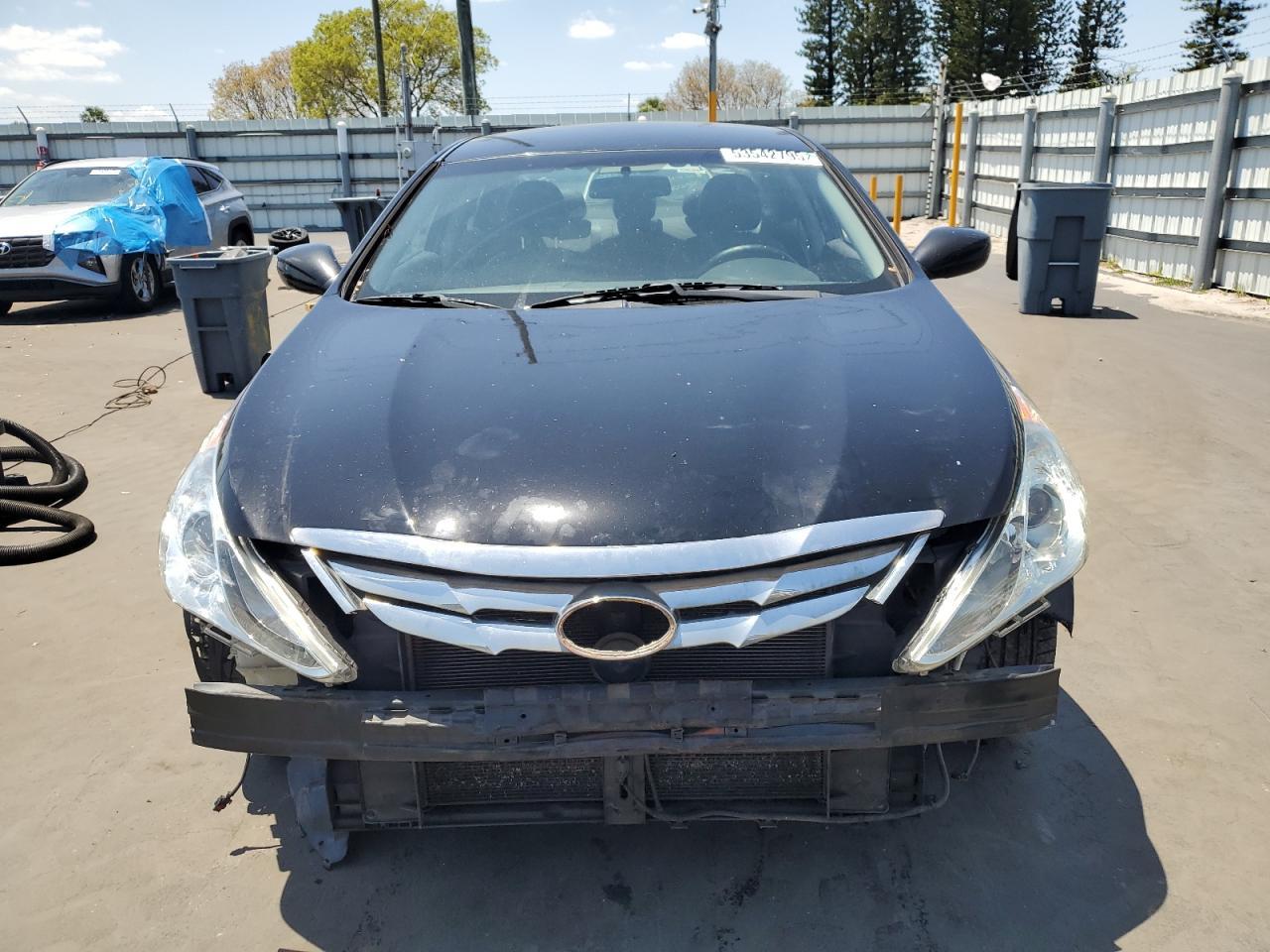 2011 HYUNDAI SONATA