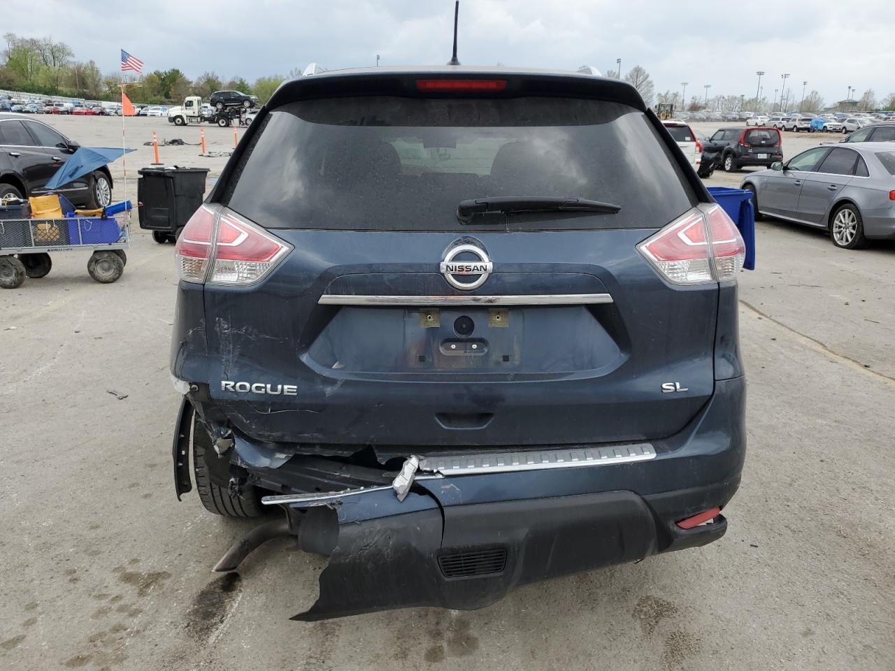2016 NISSAN ROGUE