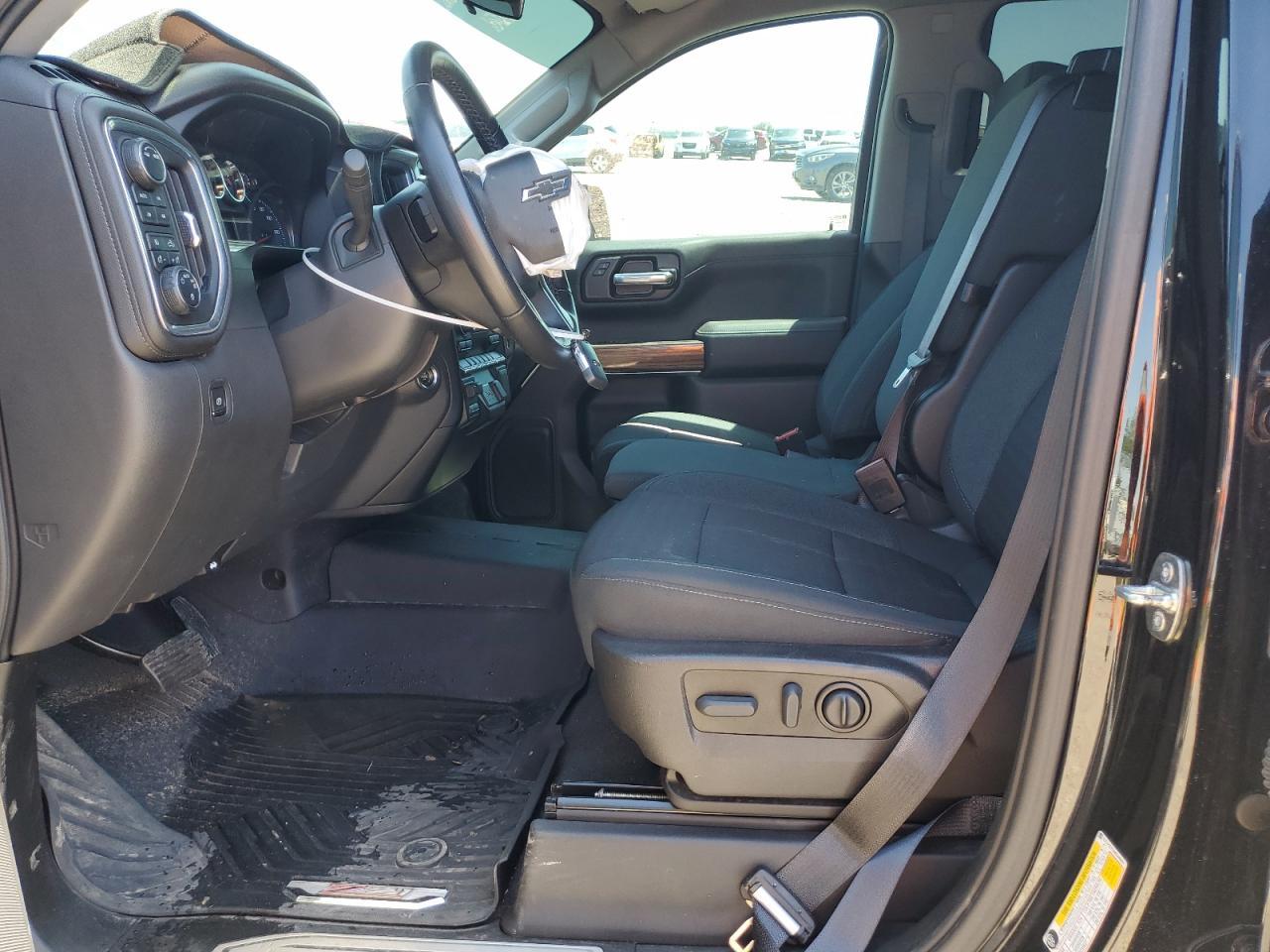 2021 CHEVROLET Silverado