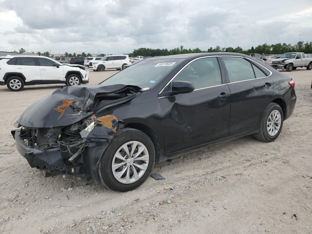 2016 TOYOTA CAMRY