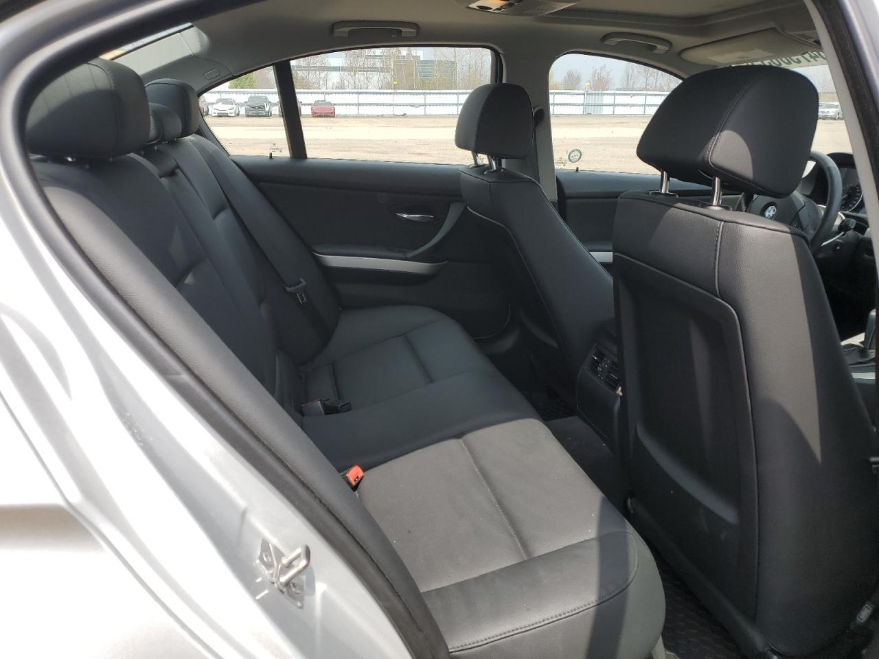 2010 BMW 3 SERIES