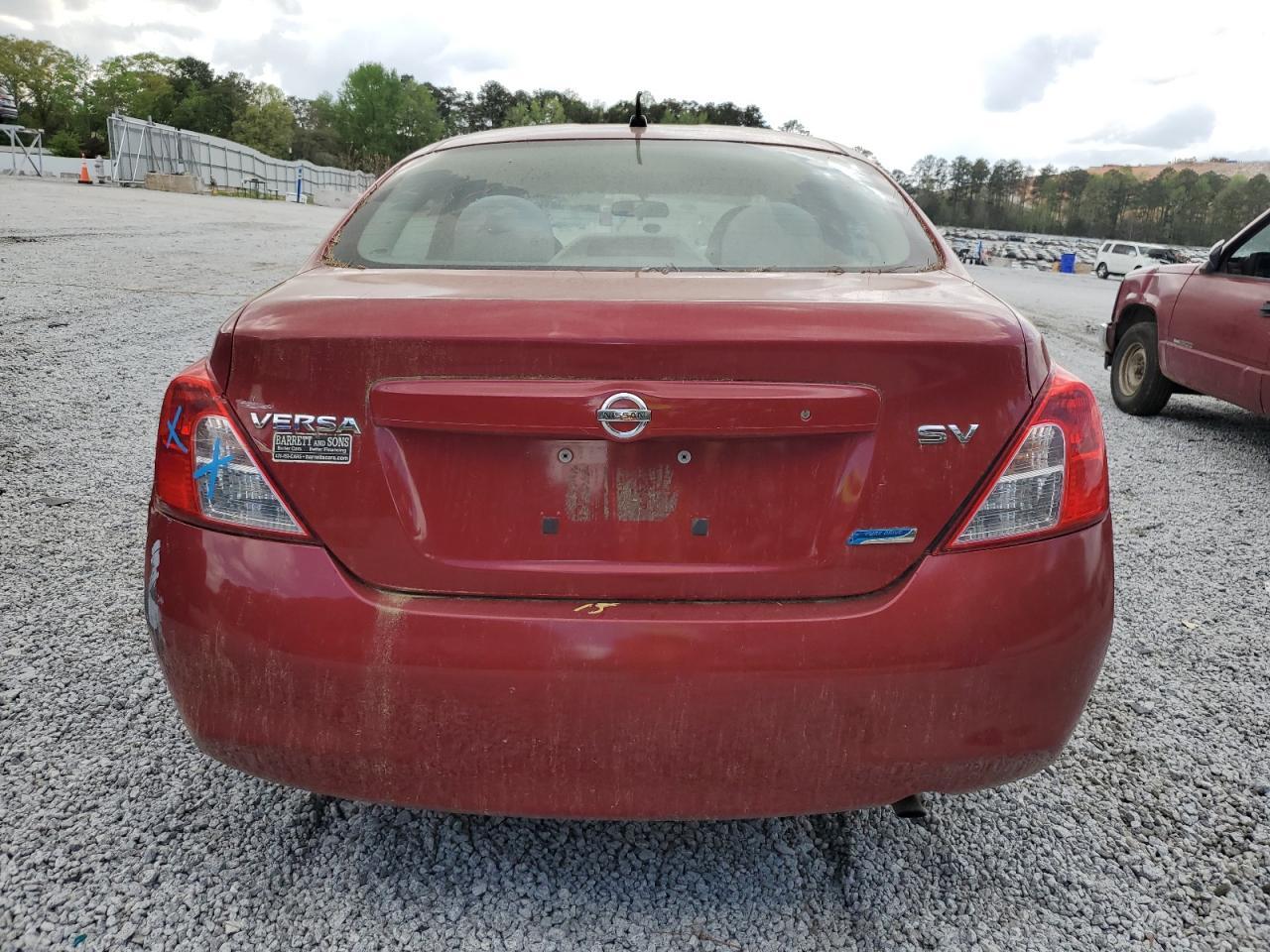 2012 NISSAN VERSA