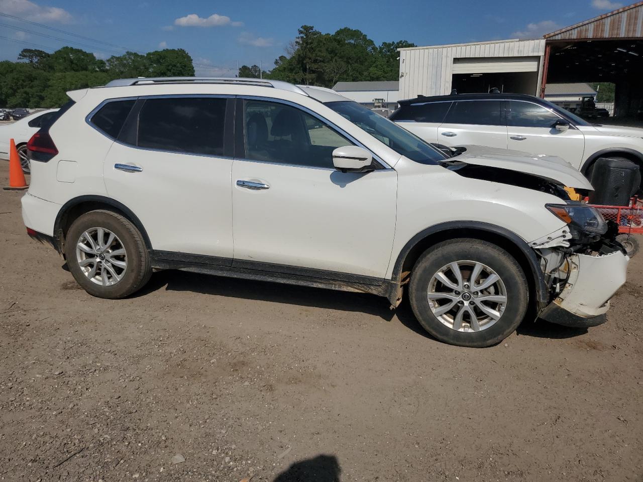 2018 NISSAN ROGUE