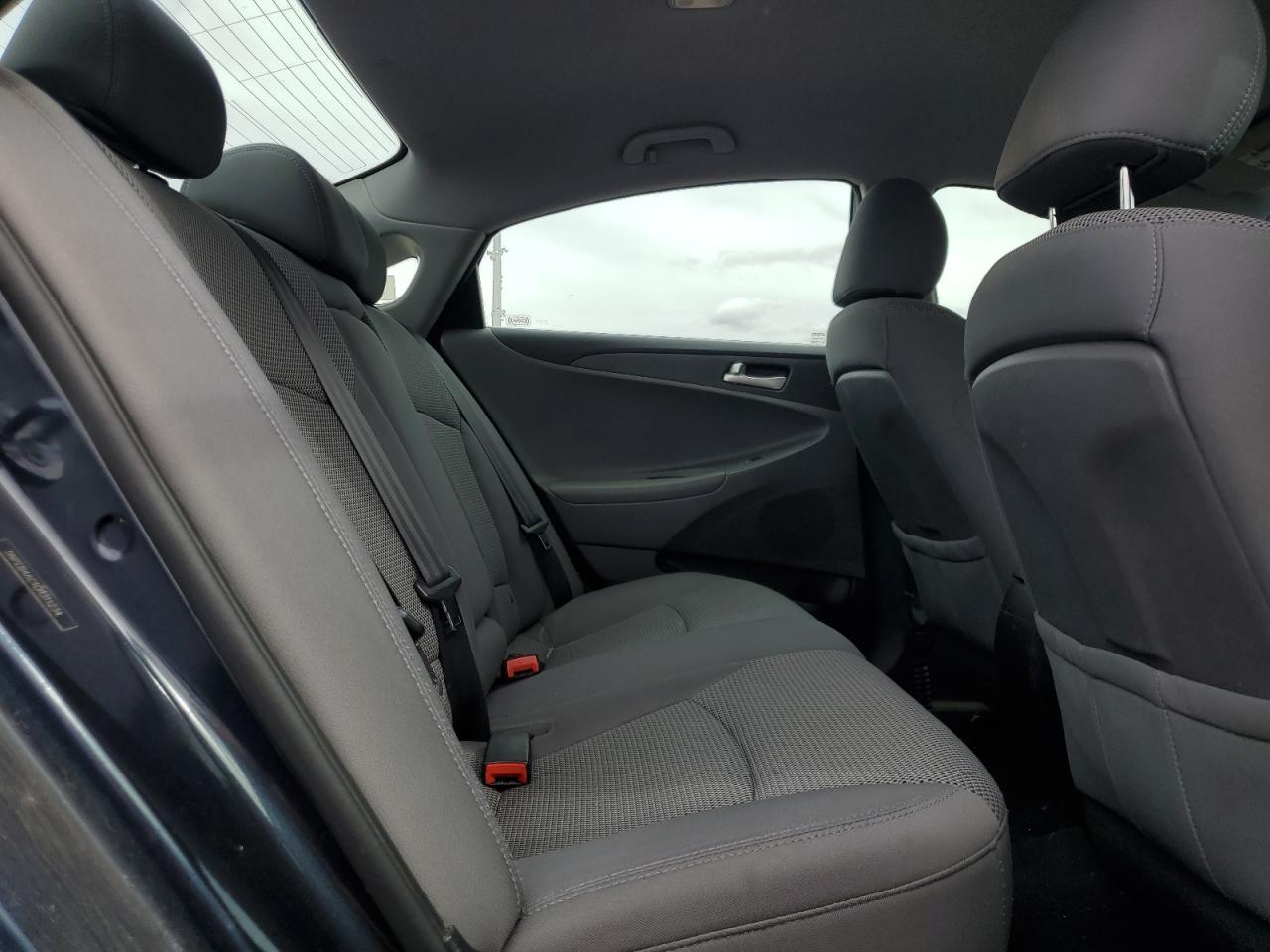 2012 HYUNDAI SONATA