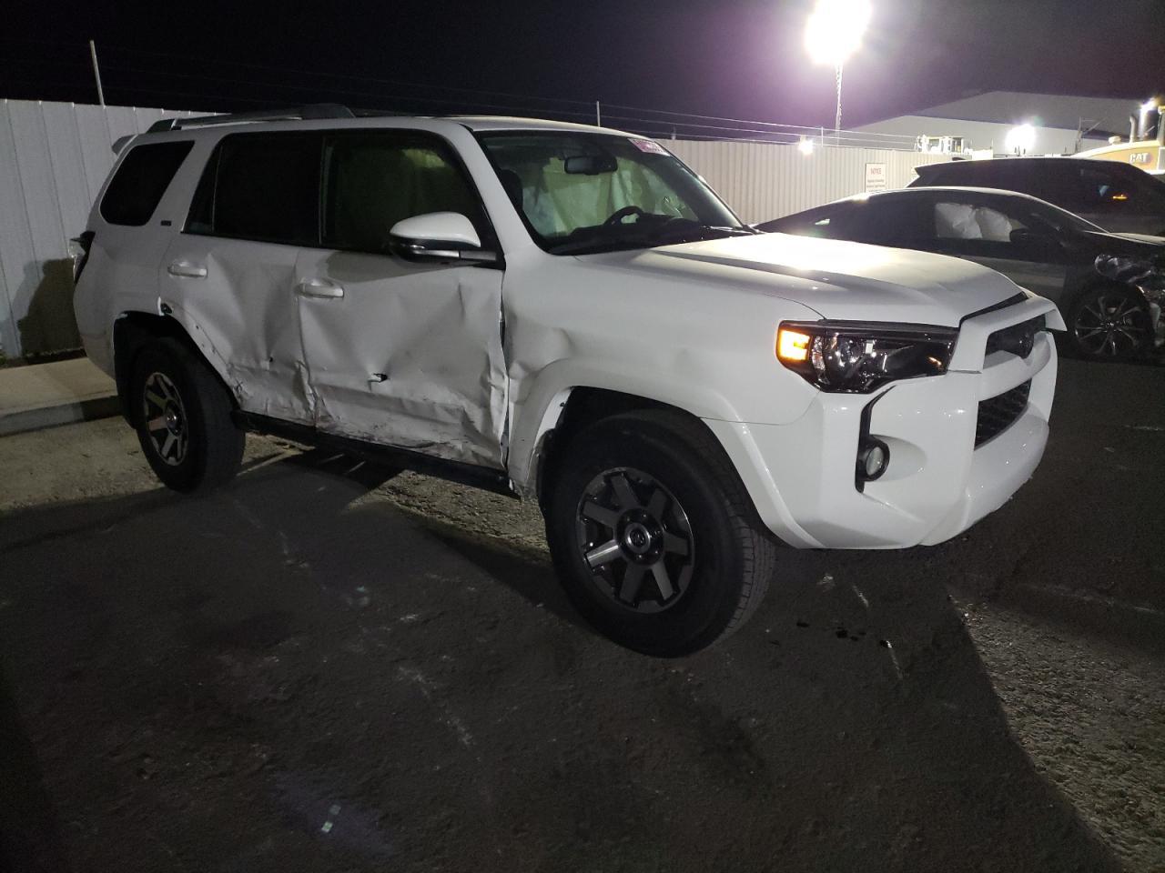 2018 TOYOTA 4Runner
