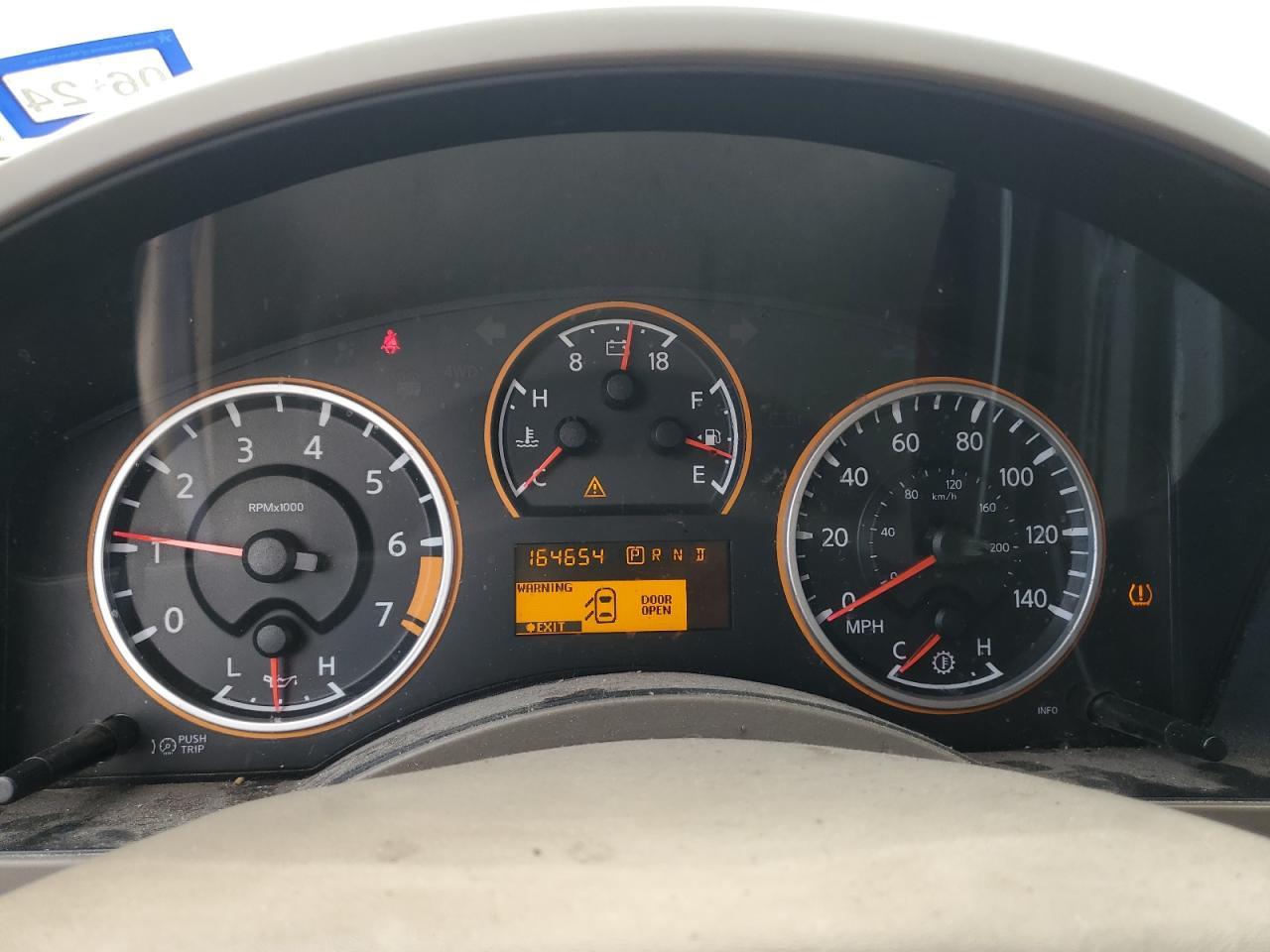2011 NISSAN Titan