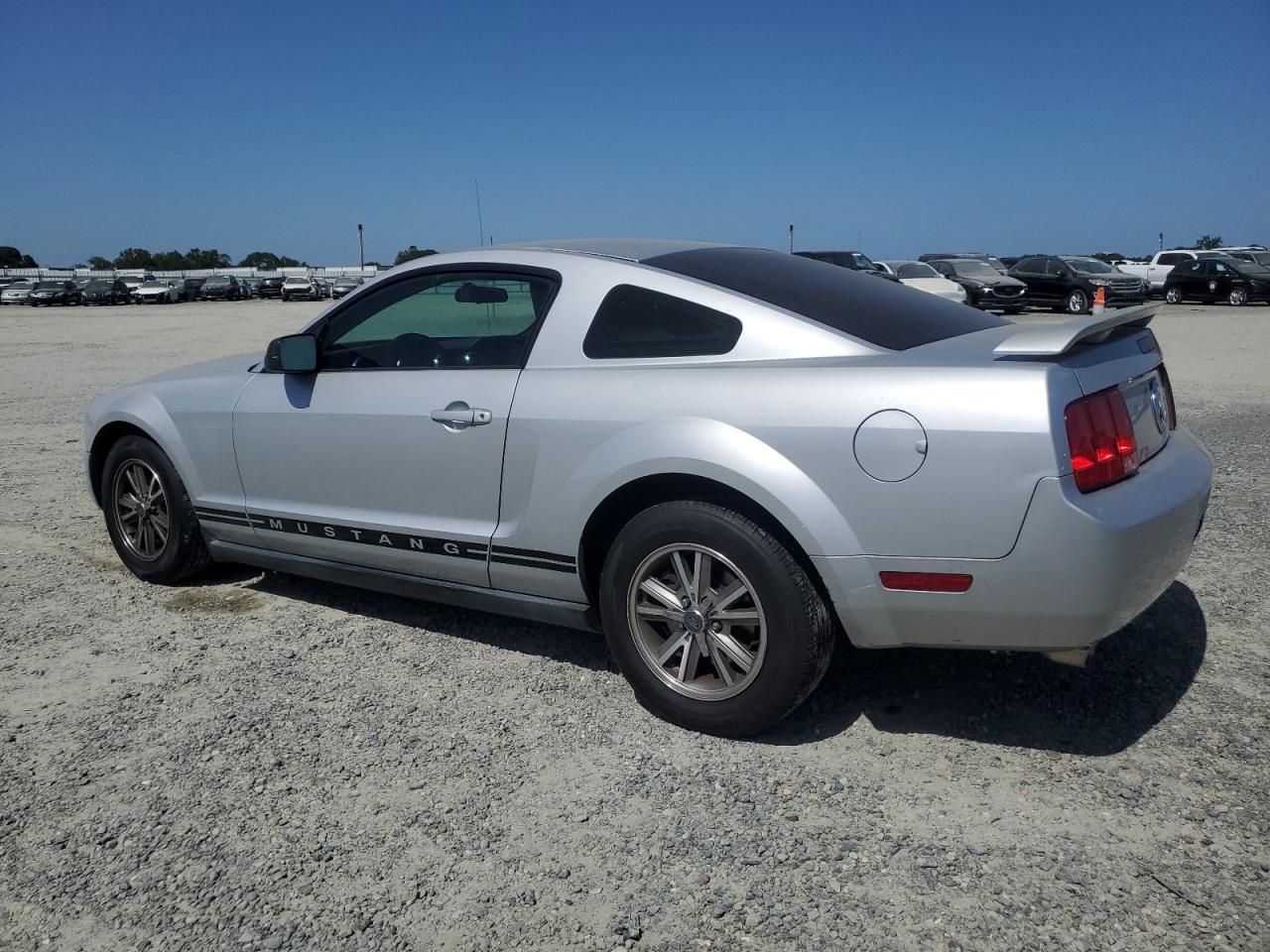 2005 FORD MUSTANG