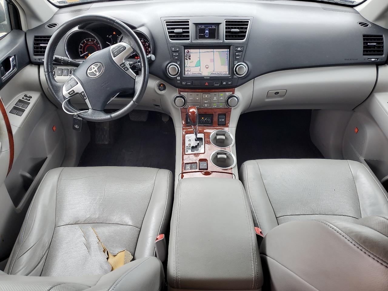 2012 TOYOTA HIGHLANDER