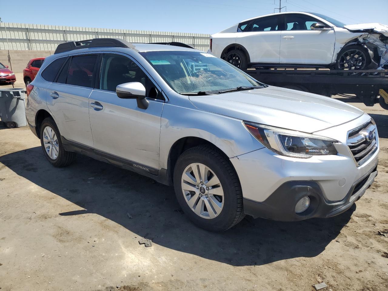 2018 SUBARU Outback