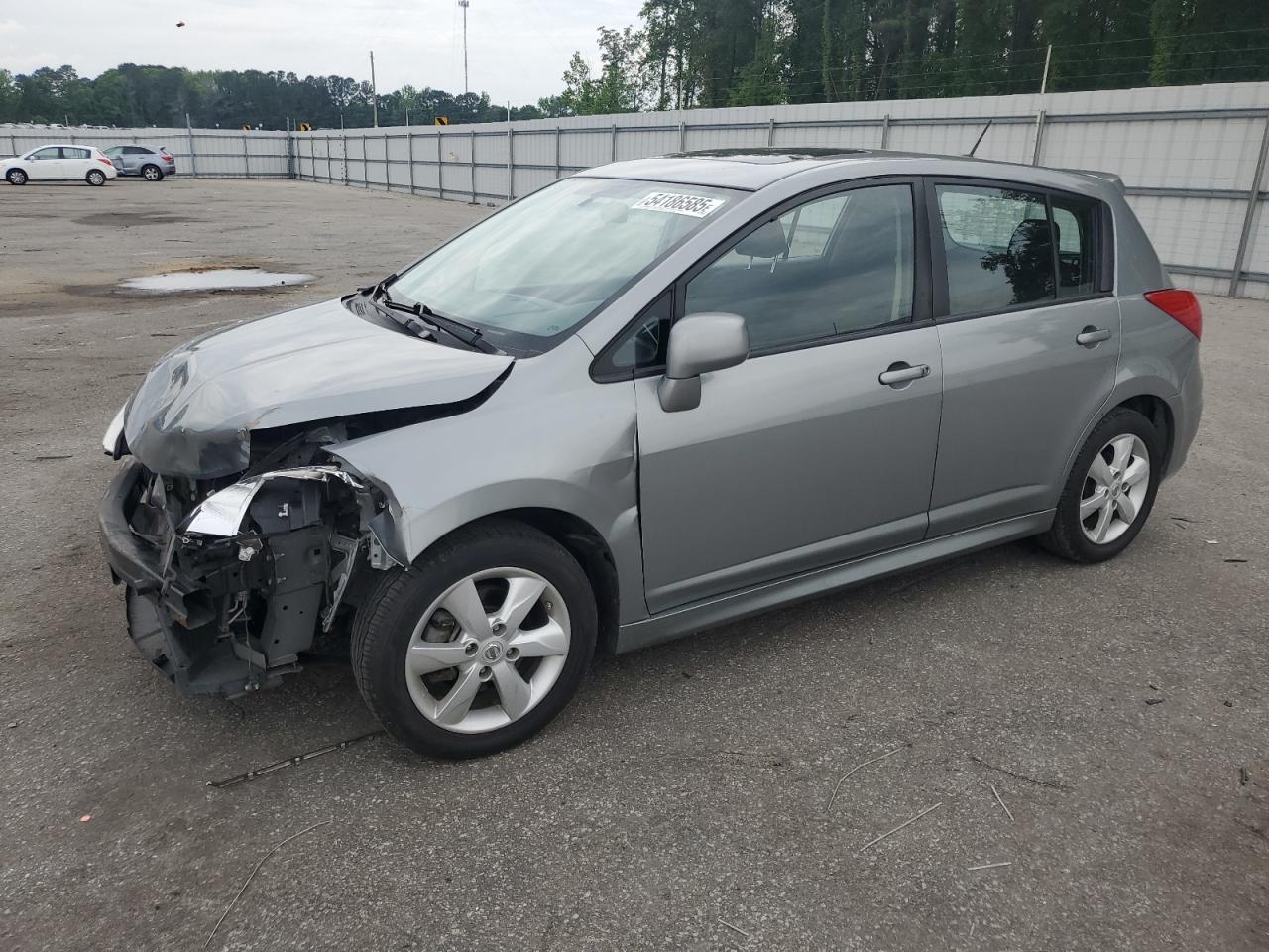 2011 NISSAN VERSA