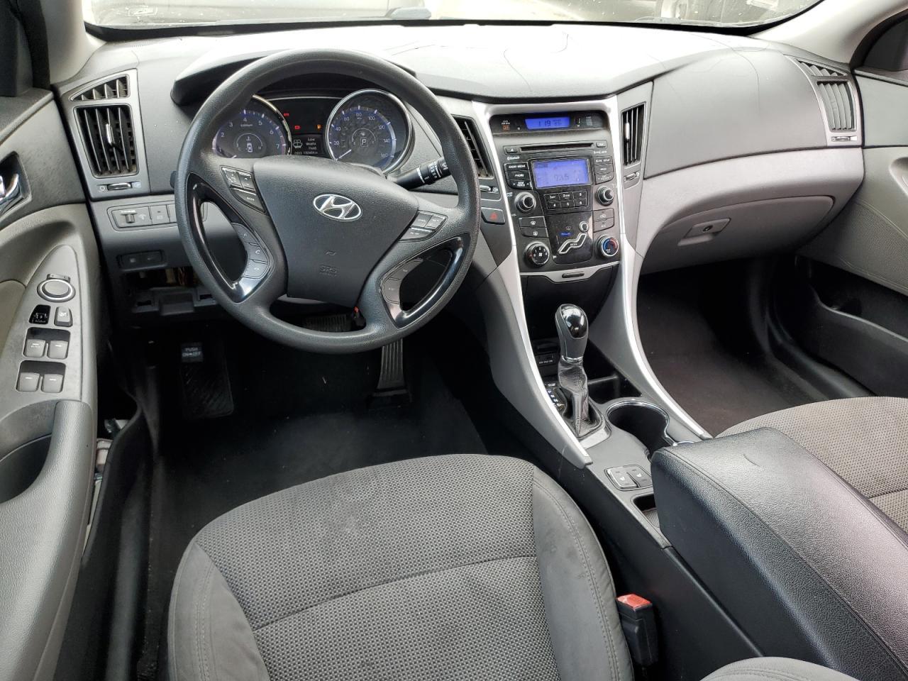 2013 HYUNDAI SONATA