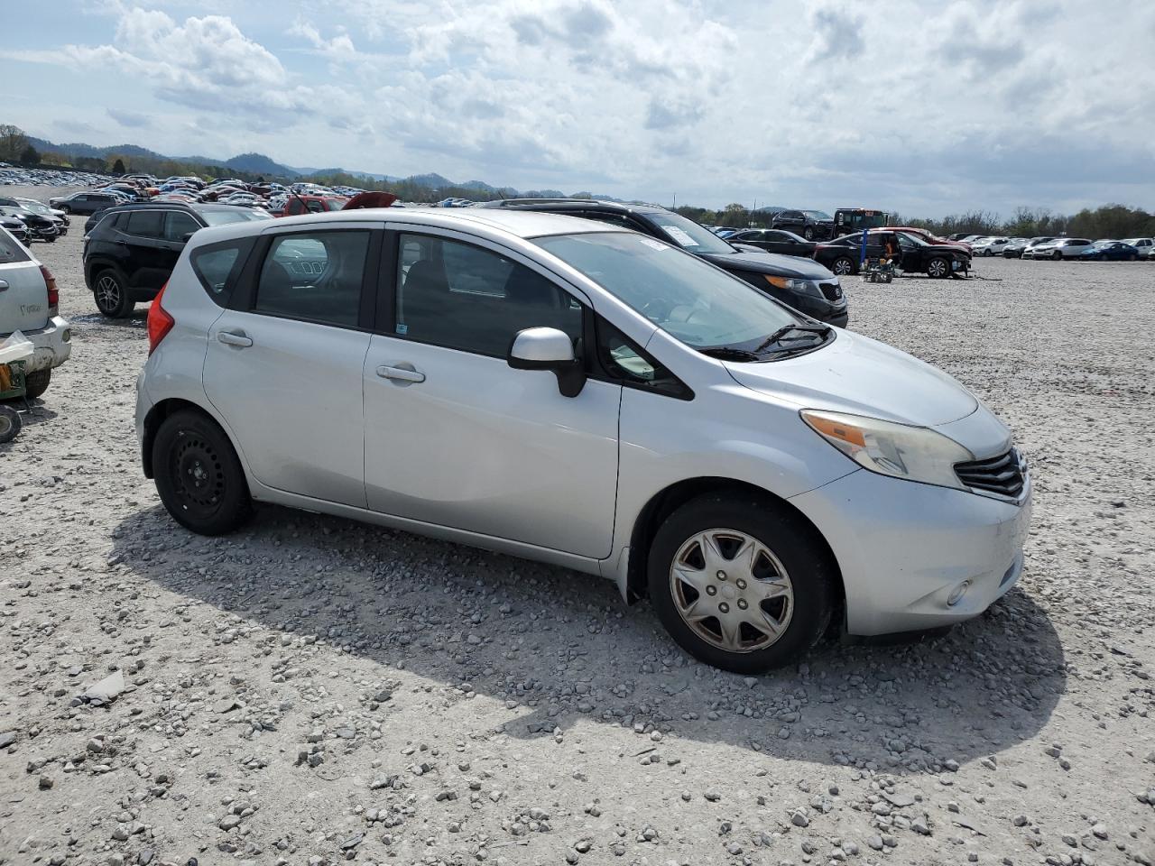 2014 NISSAN VERSA