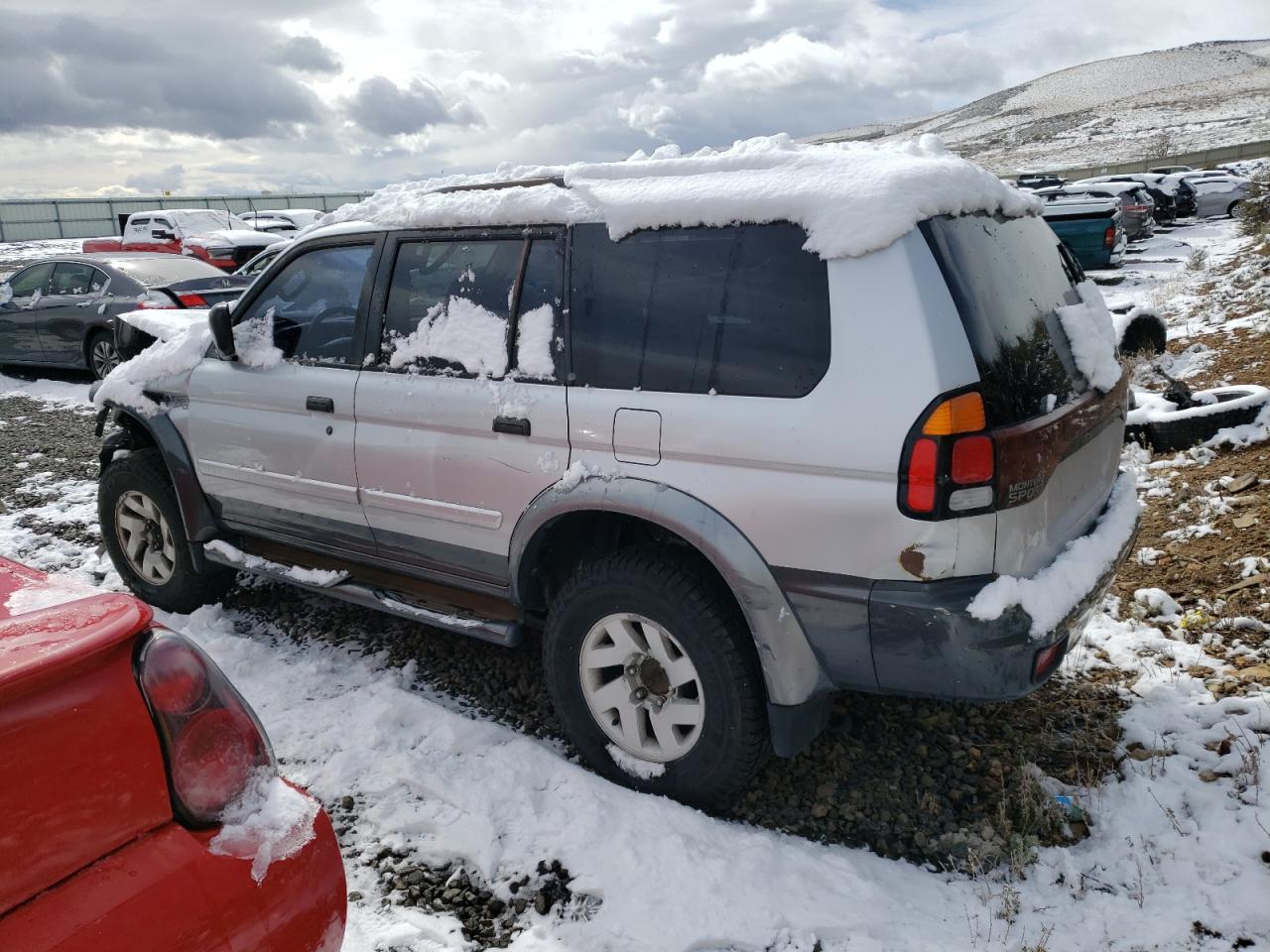 2003 MITSUBISHI Montero