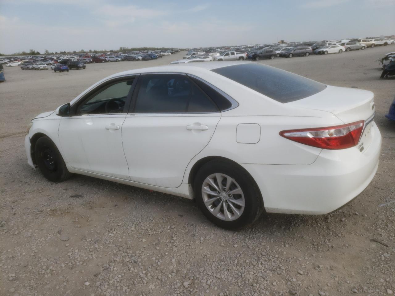 2016 TOYOTA CAMRY