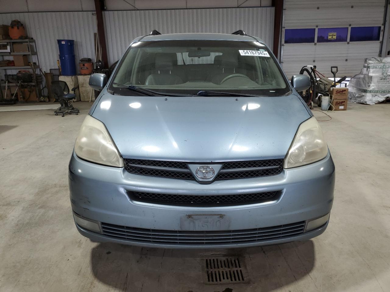 2005 TOYOTA SIENNA