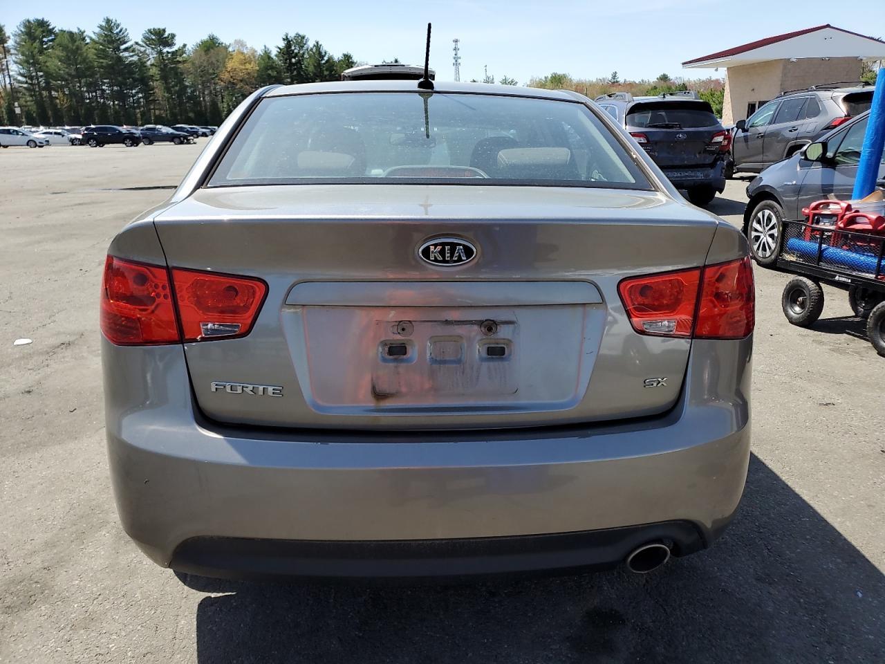 2010 KIA FORTE