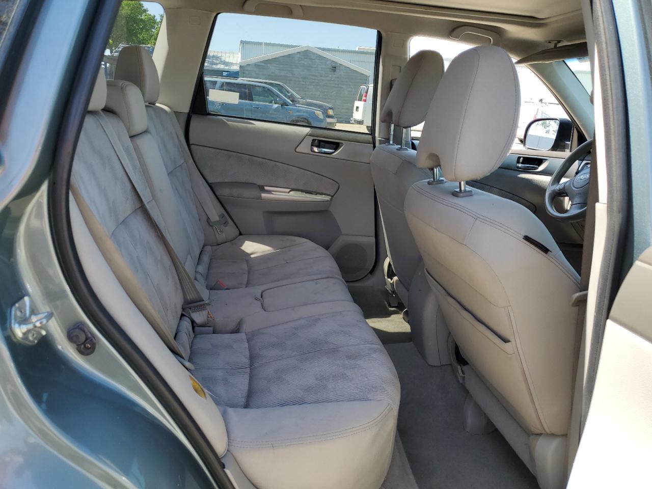 2010 SUBARU FORESTER