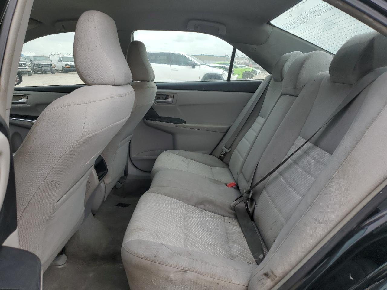 2016 TOYOTA CAMRY