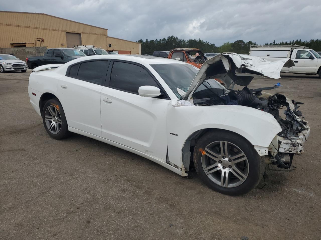 2013 DODGE CHARGER