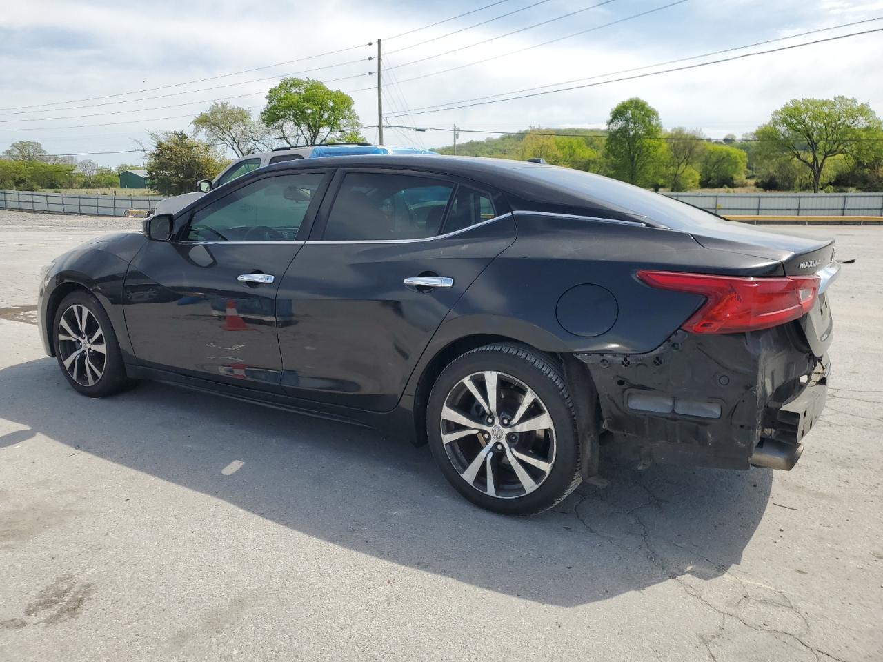 2017 NISSAN Maxima