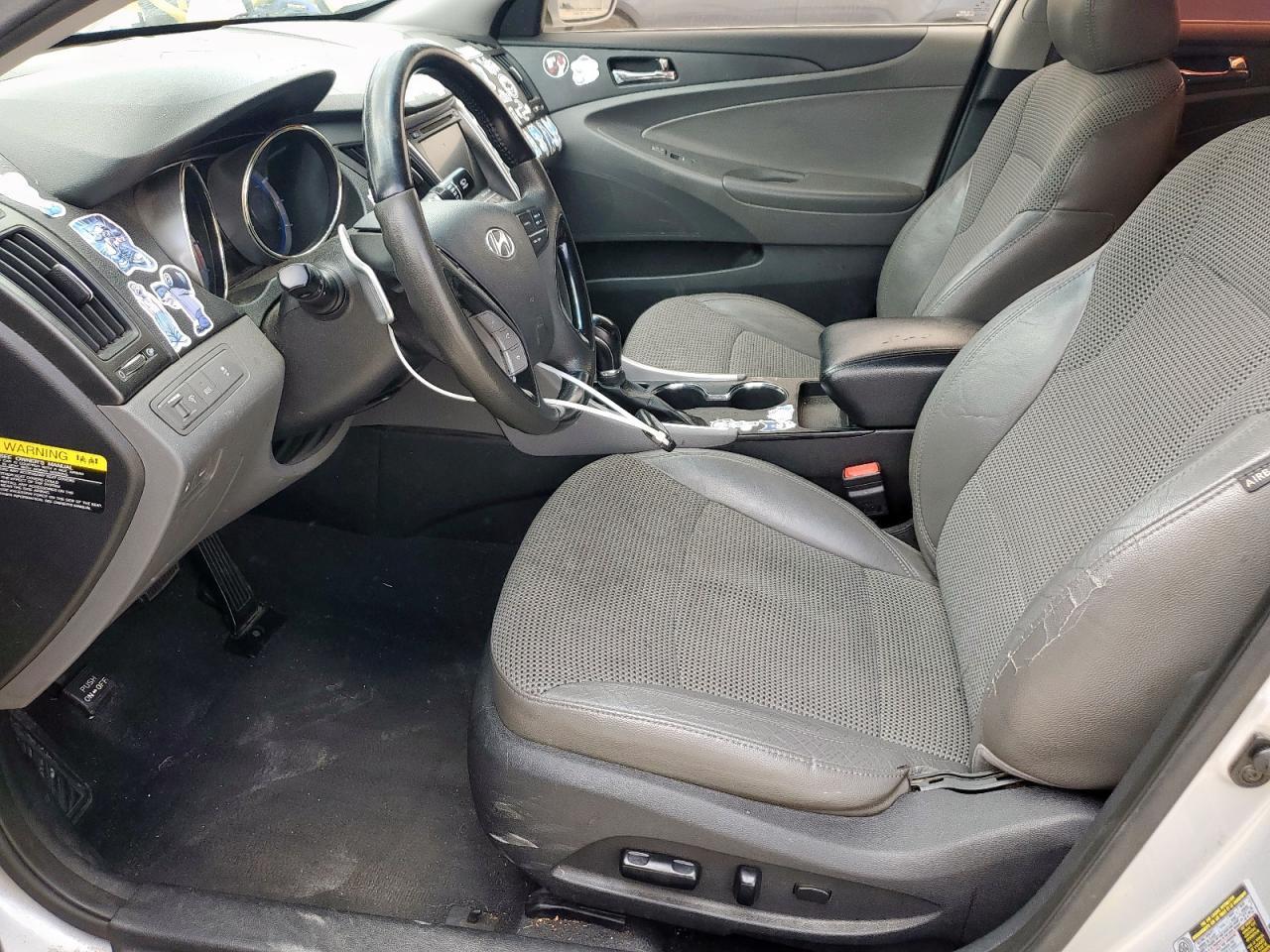 2012 HYUNDAI SONATA