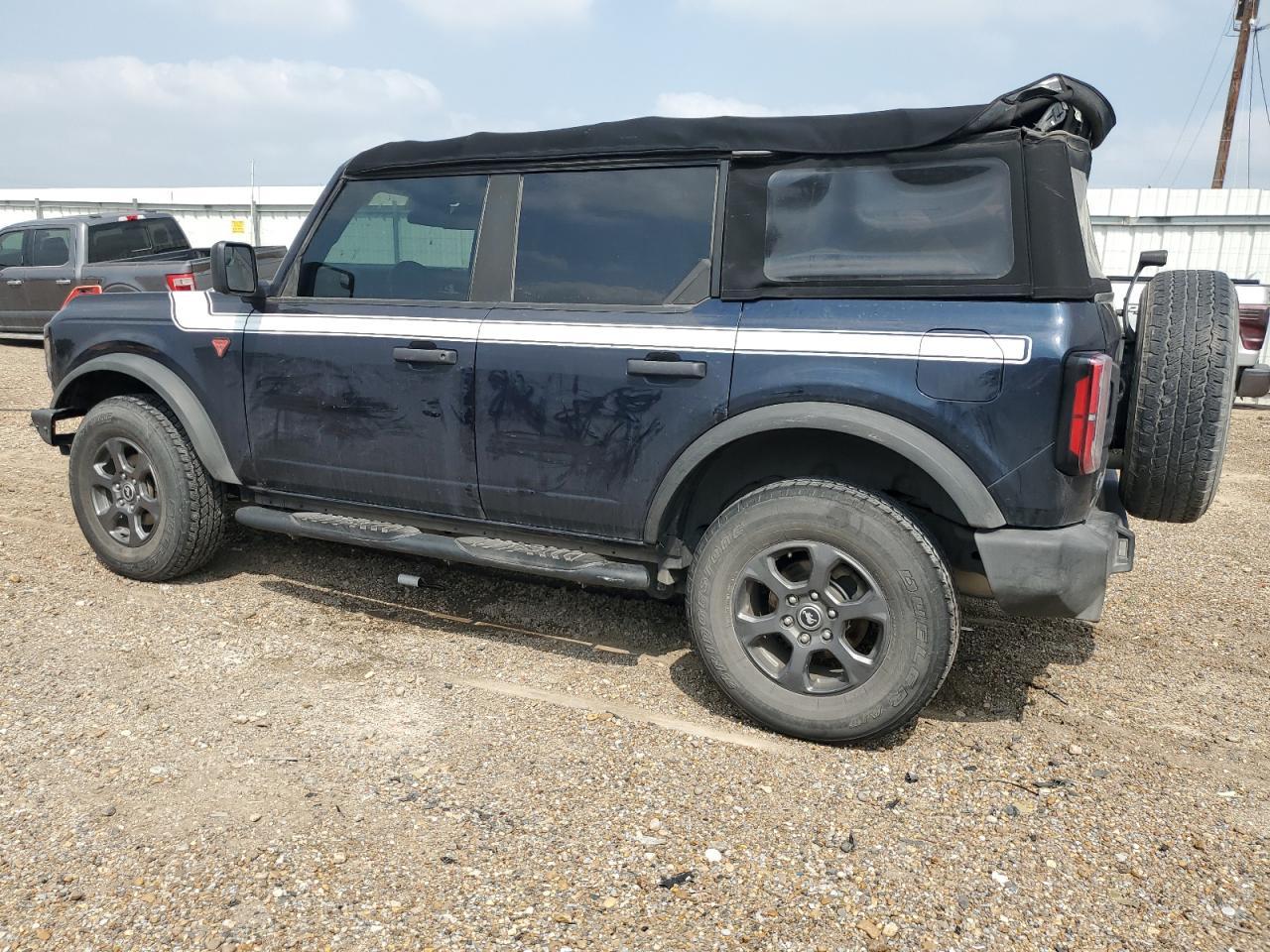 2021 FORD Bronco