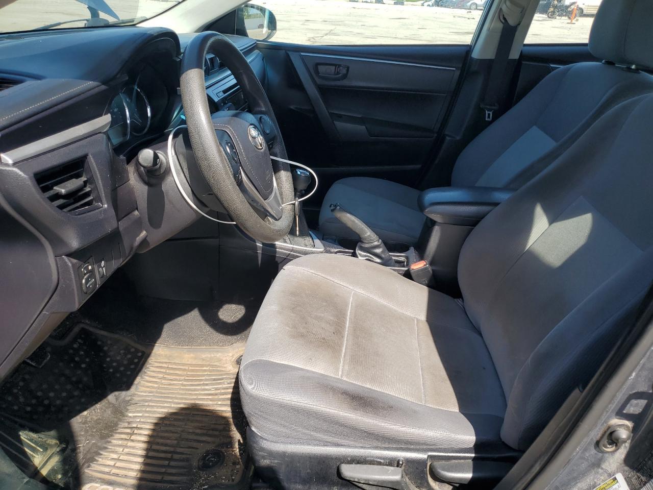 2015 TOYOTA COROLLA