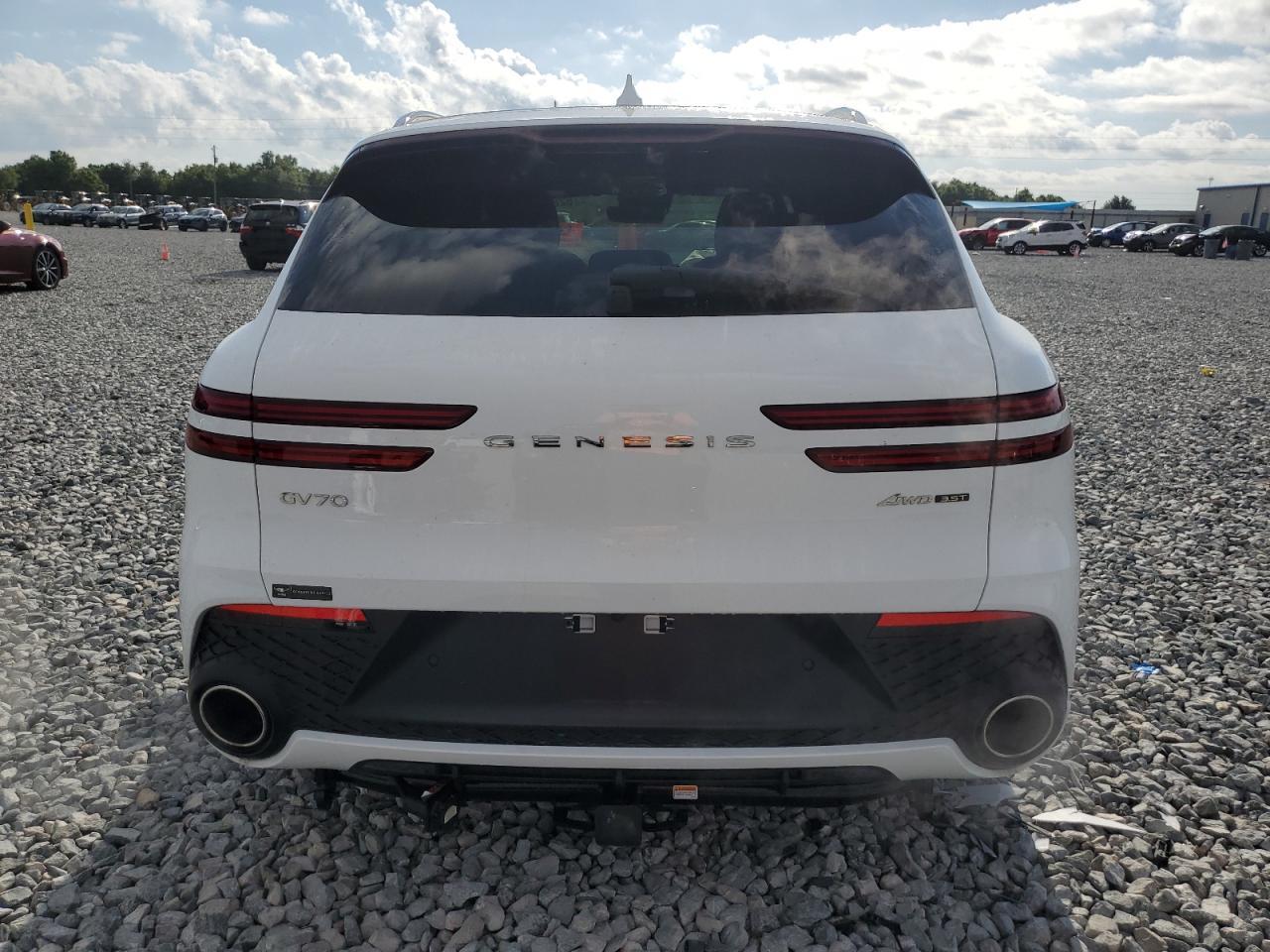 2024 GENESIS GV70
