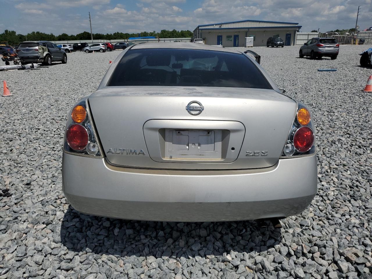 2004 NISSAN ALTIMA