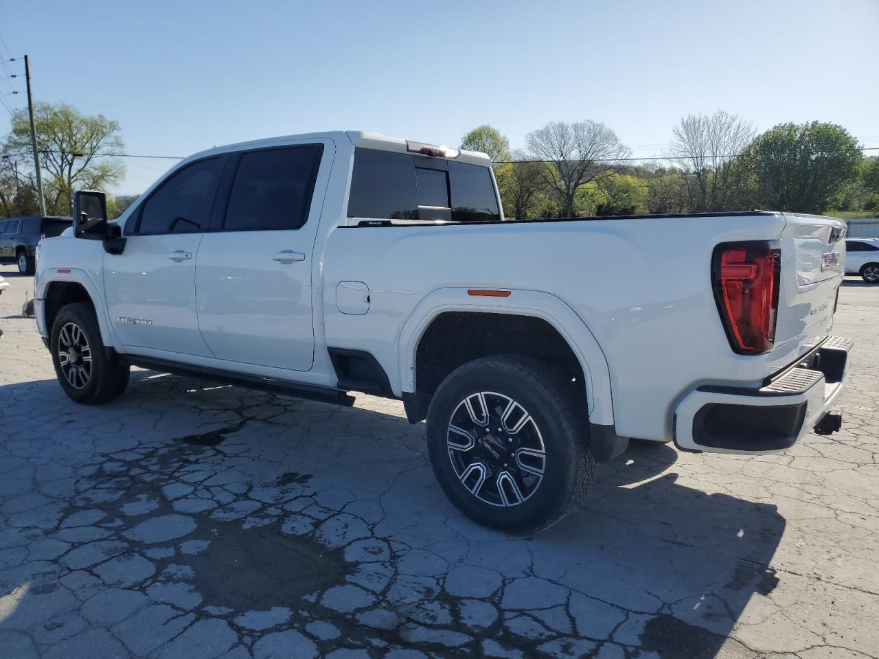 2023 GMC Sierra