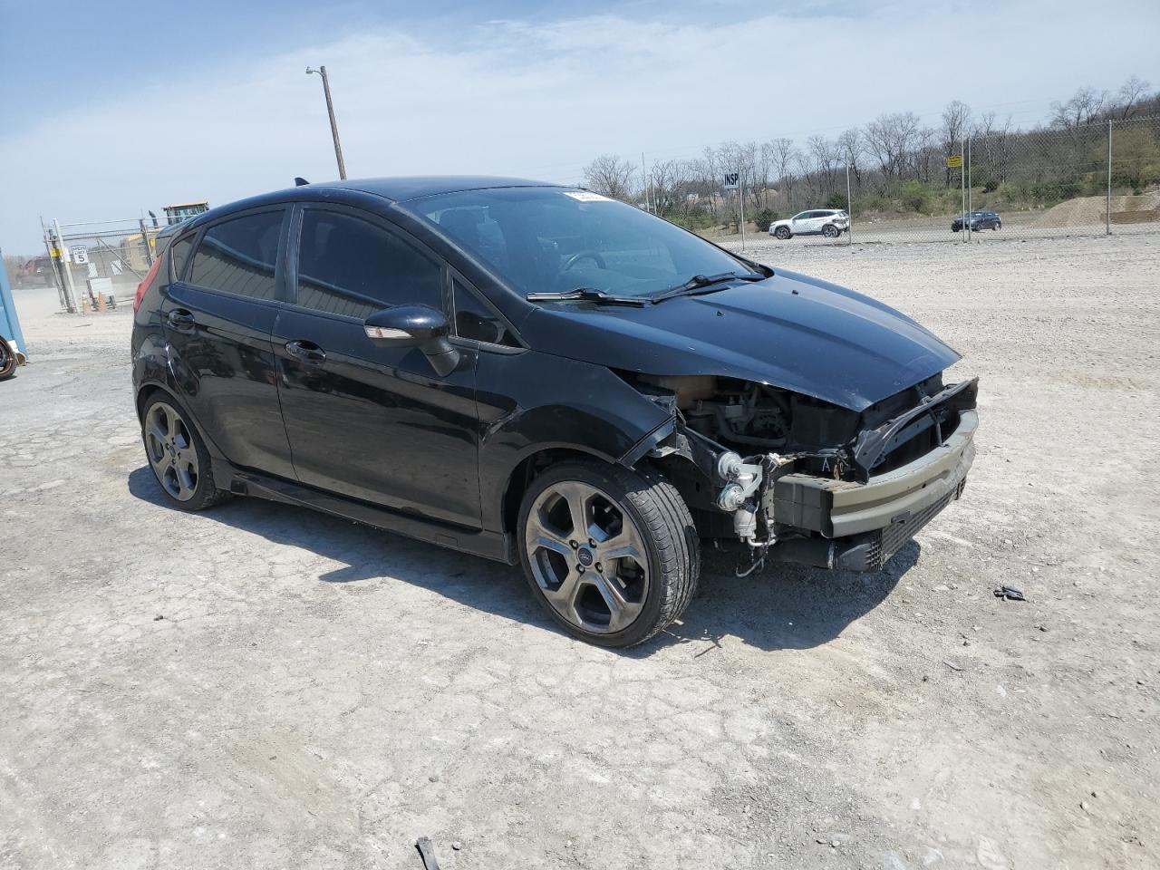 2016 FORD Fiesta