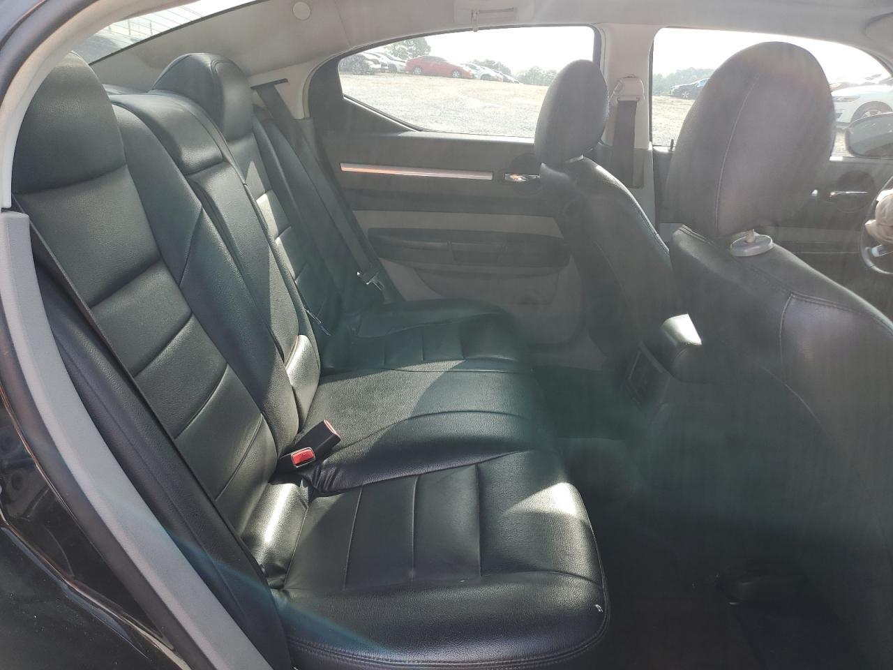 2010 DODGE CHARGER