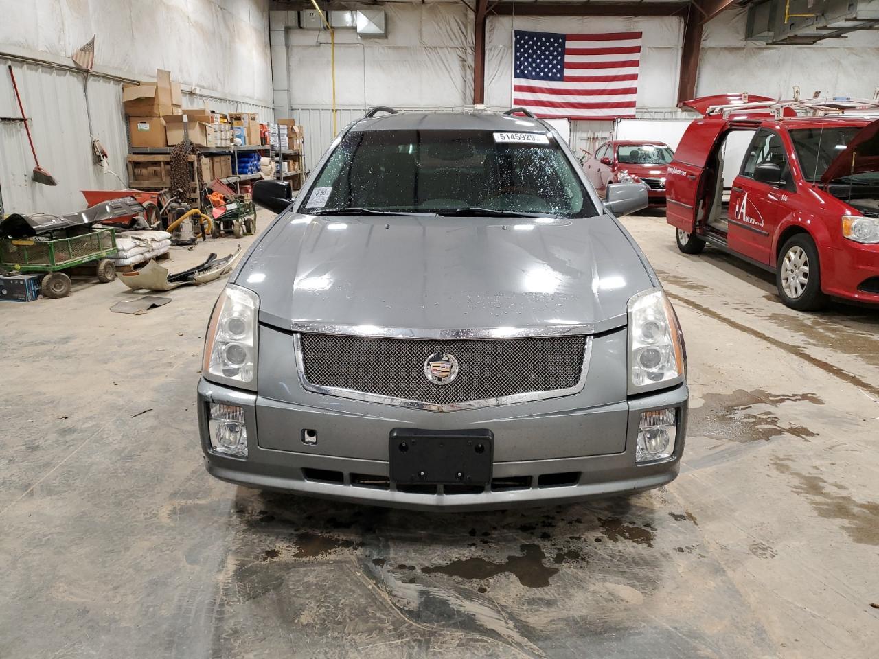 2004 CADILLAC SRX
