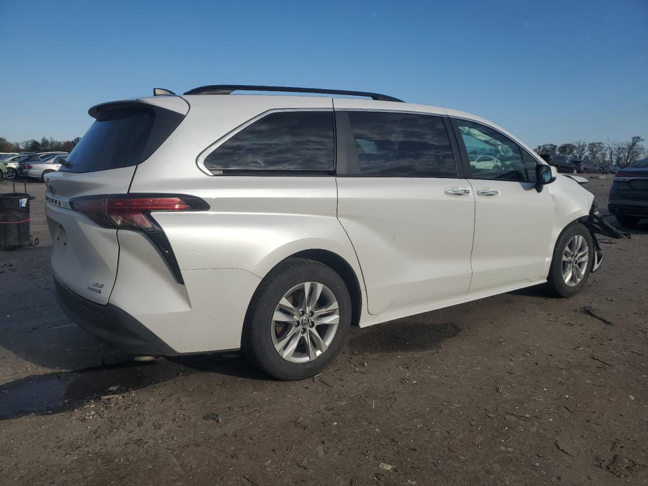 2022 TOYOTA SIENNA