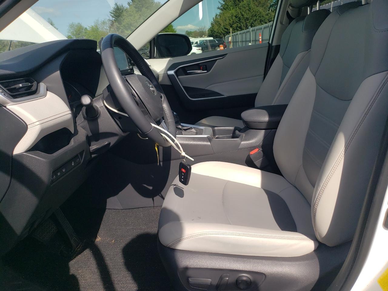 2020 TOYOTA RAV4