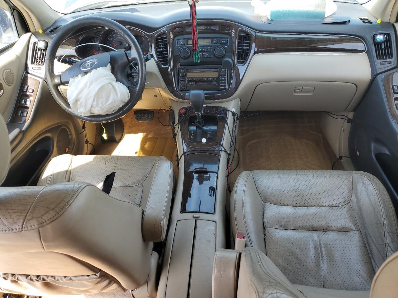 2002 TOYOTA HIGHLANDER