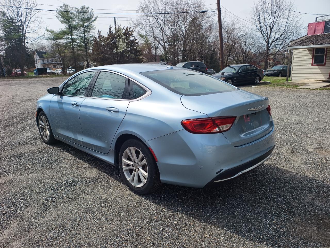 2015 CHRYSLER 200