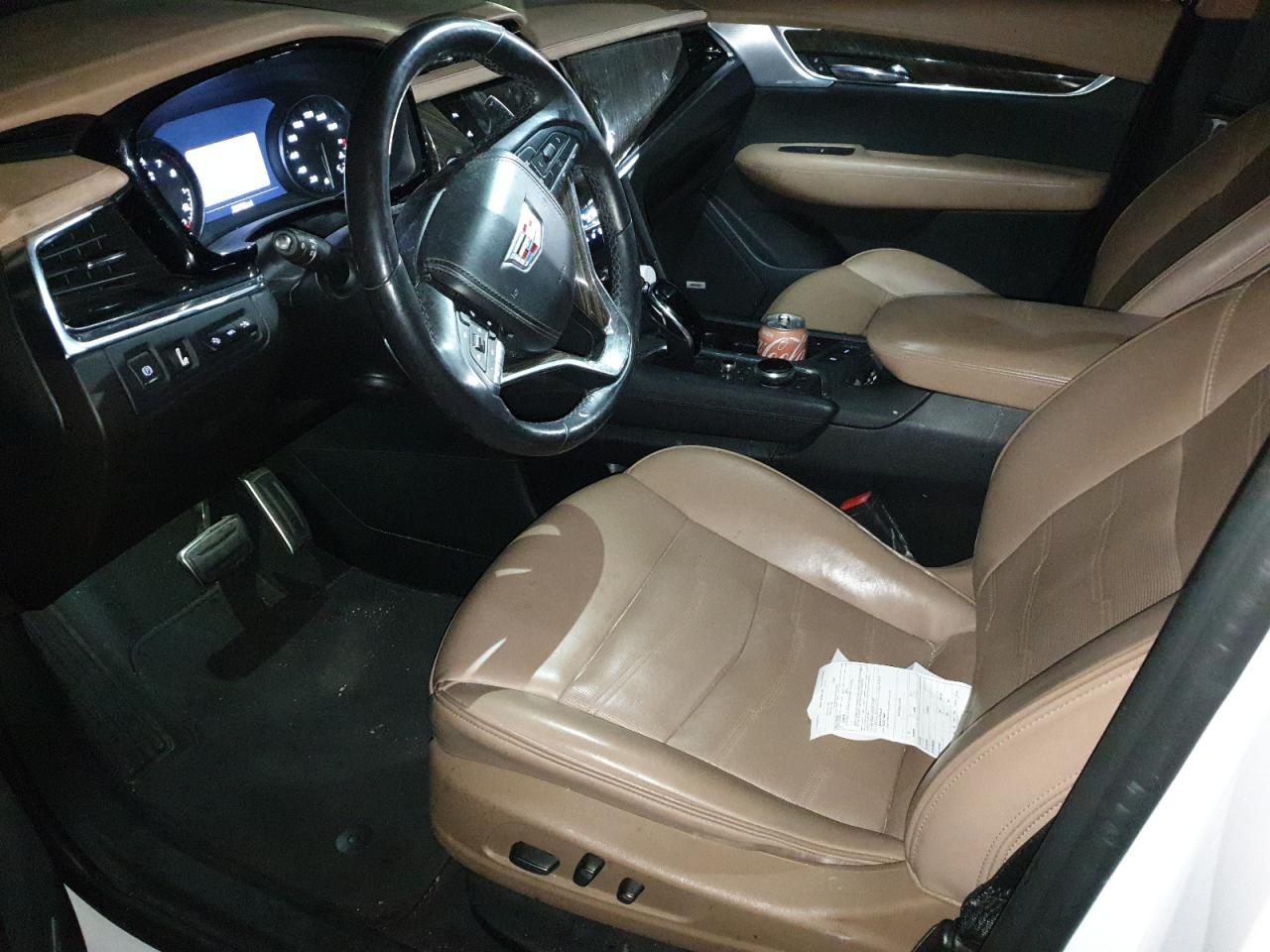 2022 CADILLAC XT6