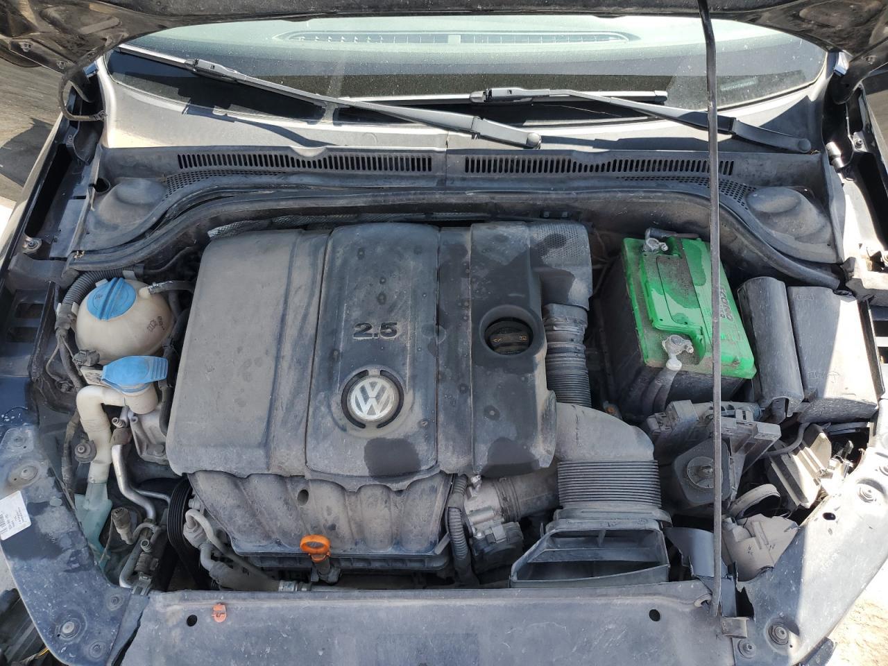 2012 VOLKSWAGEN JETTA