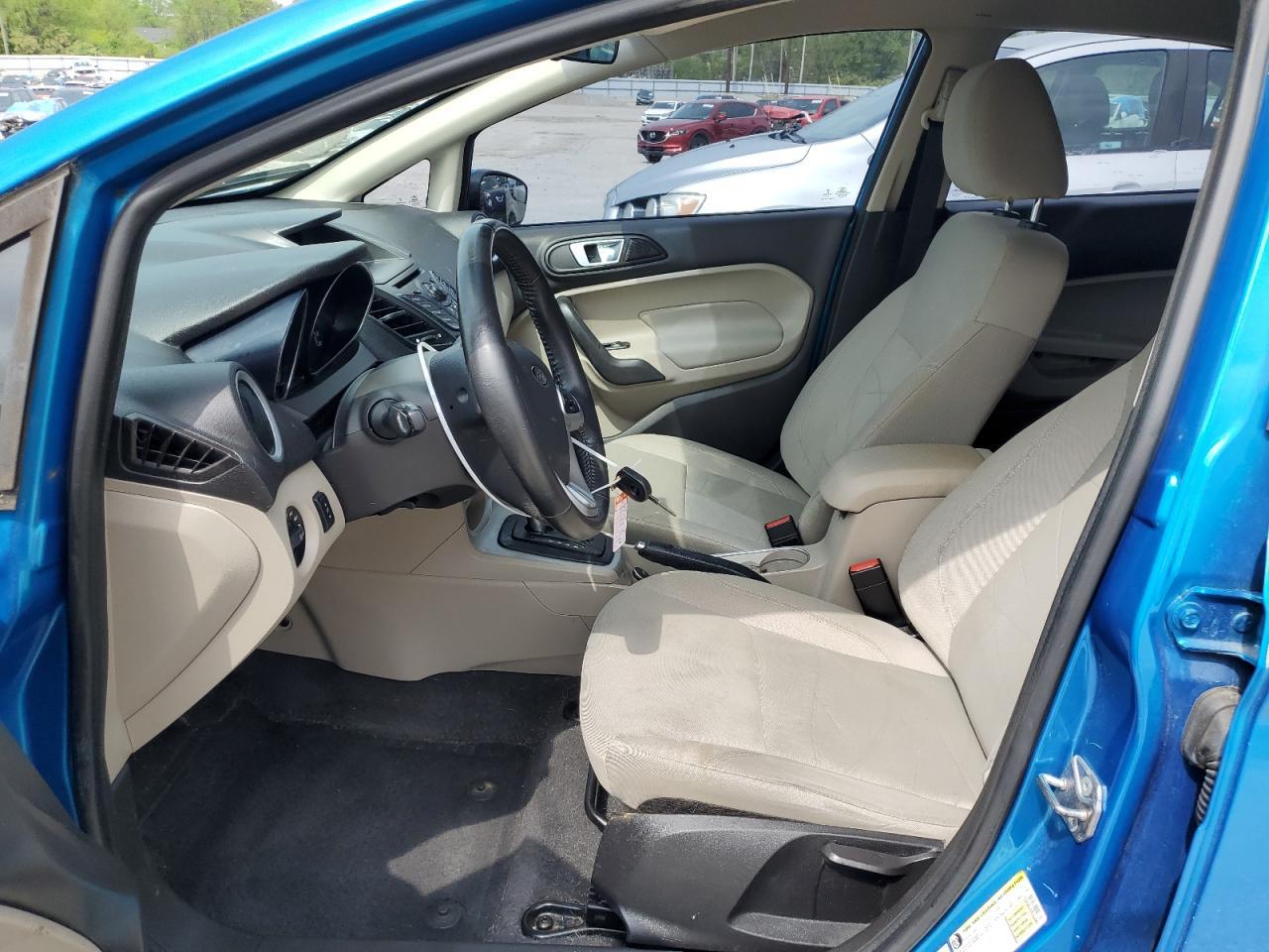 2015 FORD Fiesta