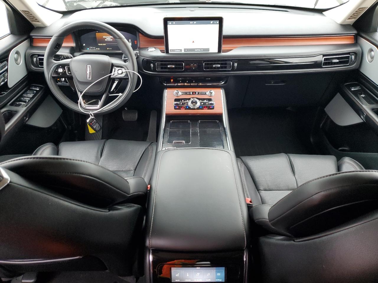 2024 LINCOLN Aviator