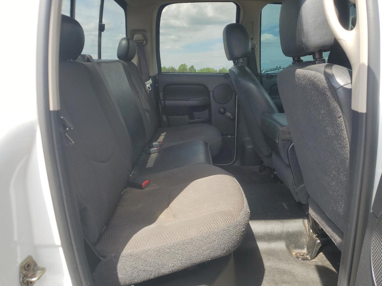 2004 DODGE RAM 1500